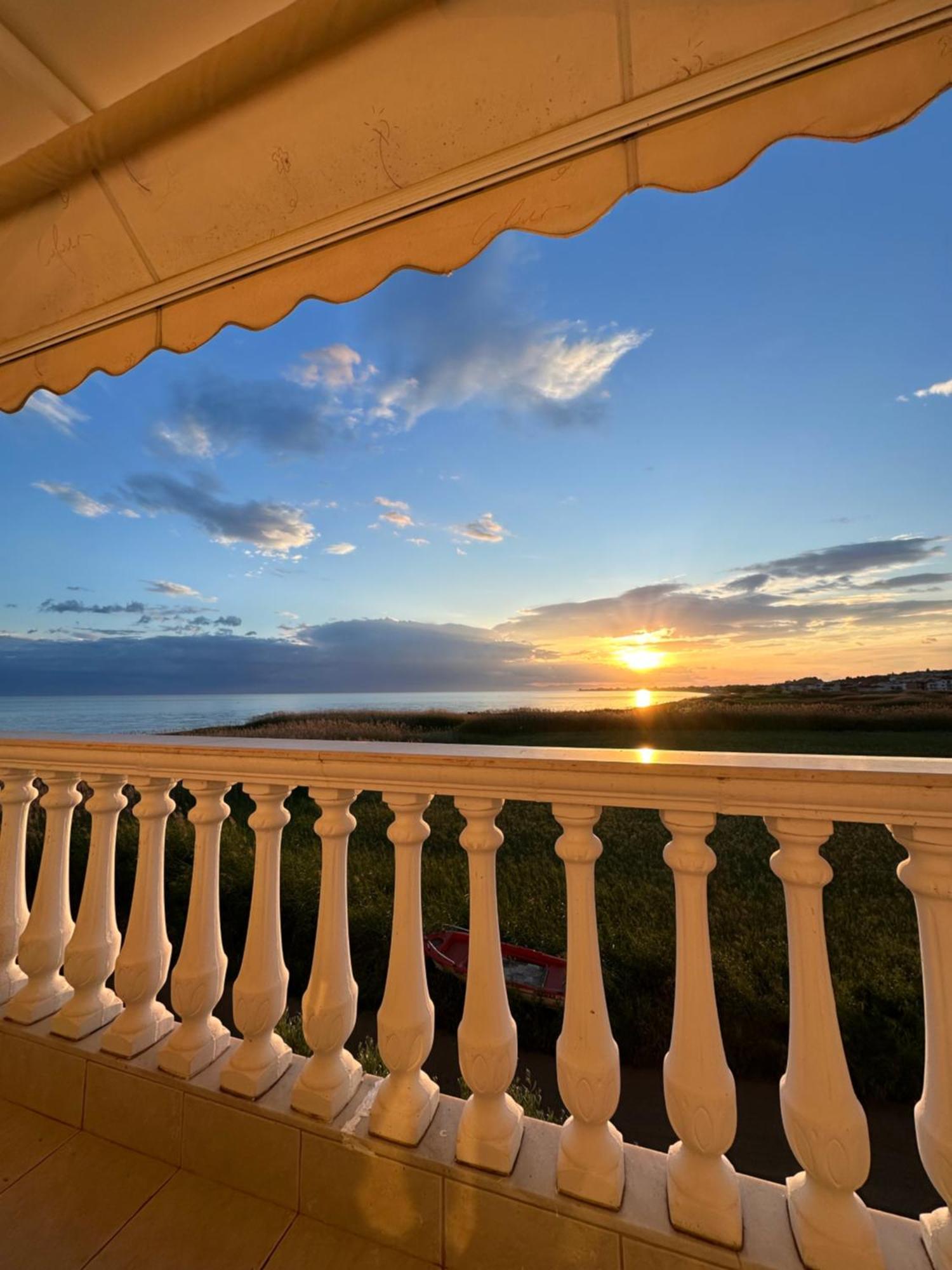 Dimar1 Seaside Apartment パラリア・ディオニショウ エクステリア 写真